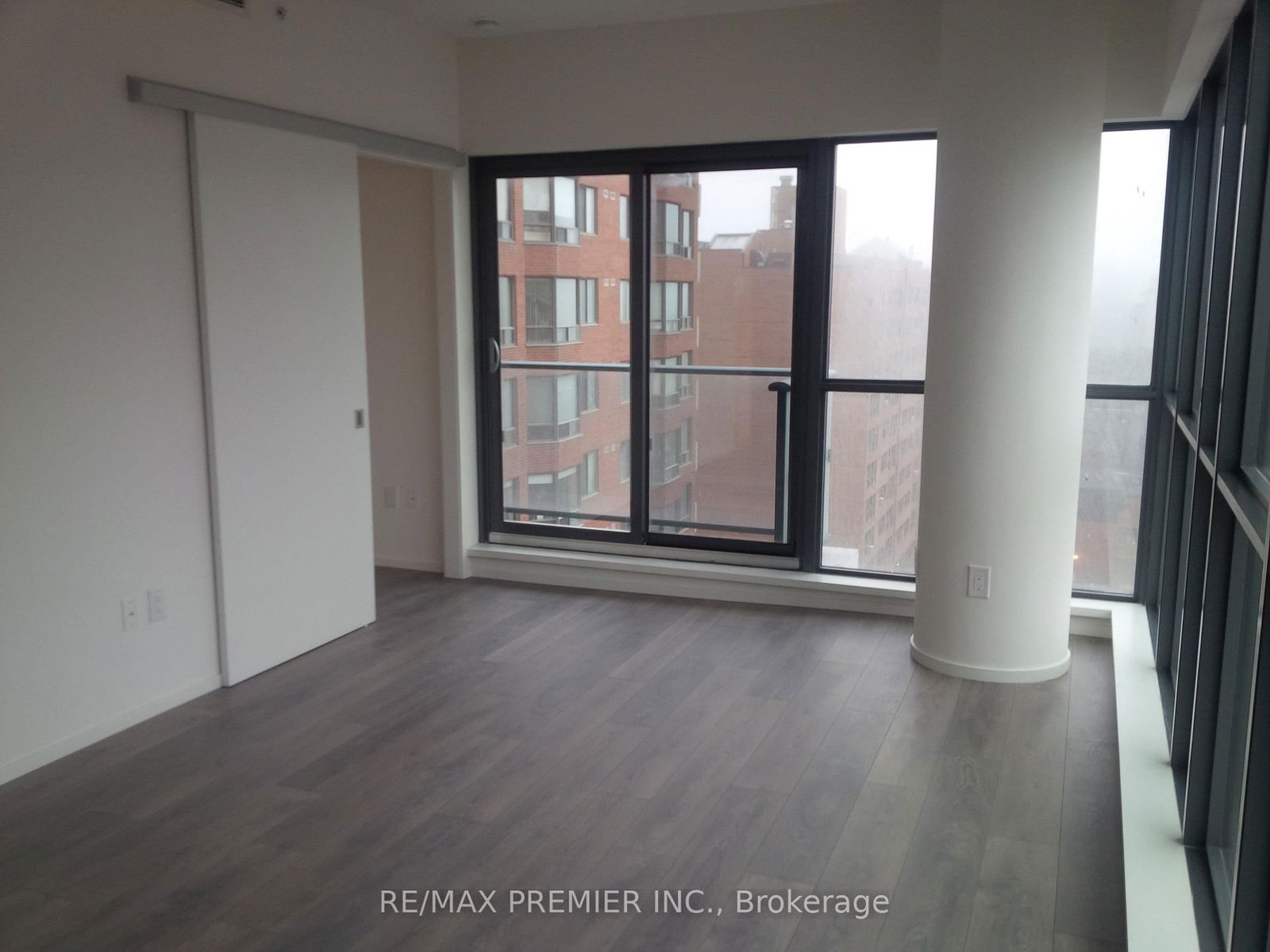 159 Dundas St E, unit 901 for rent