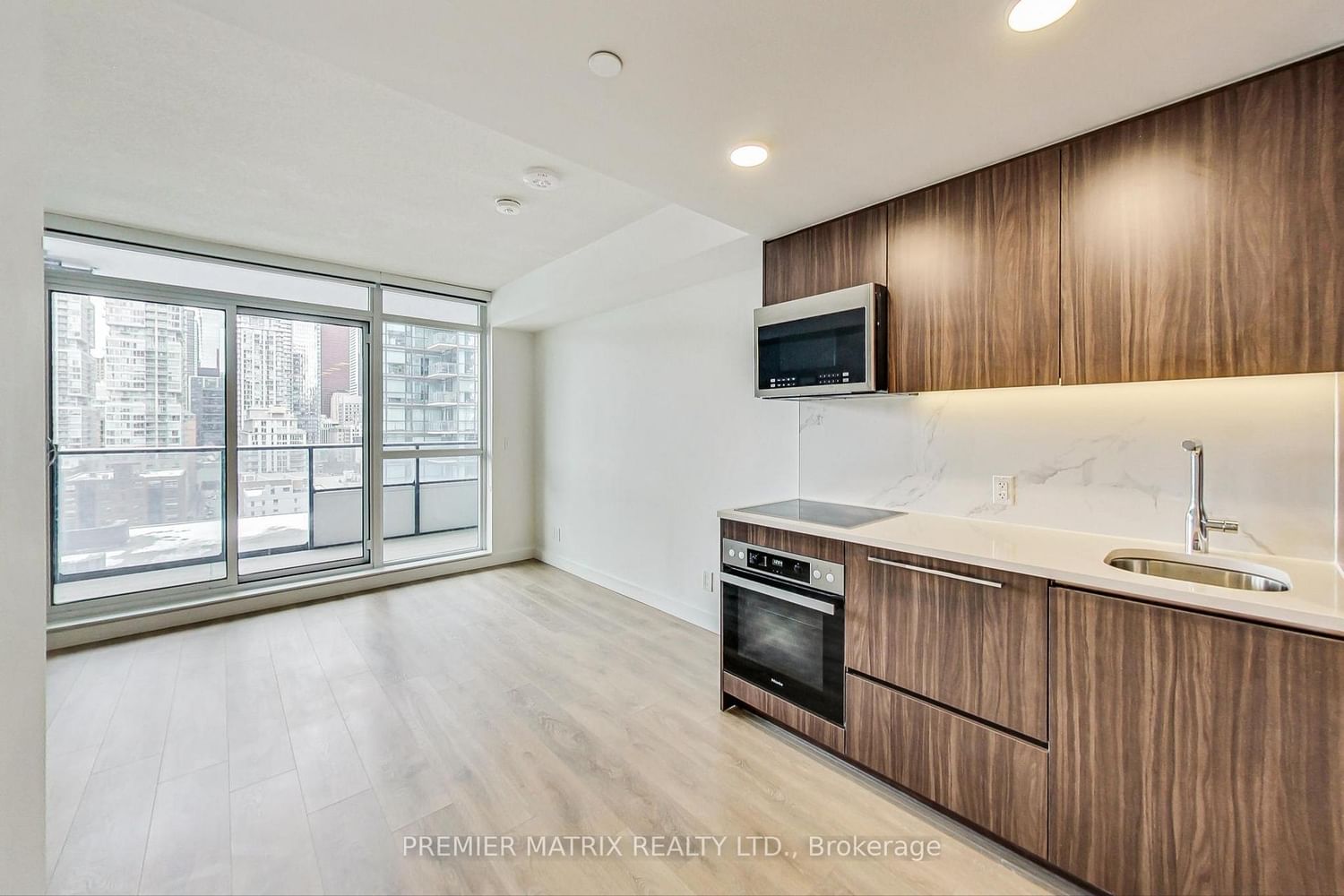 38 Widmer St, unit 1703 for rent