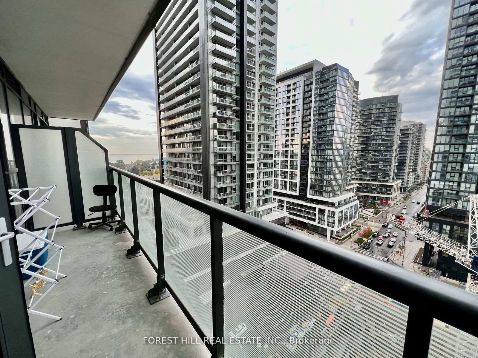 50 Ordnance St, unit 1203 for rent