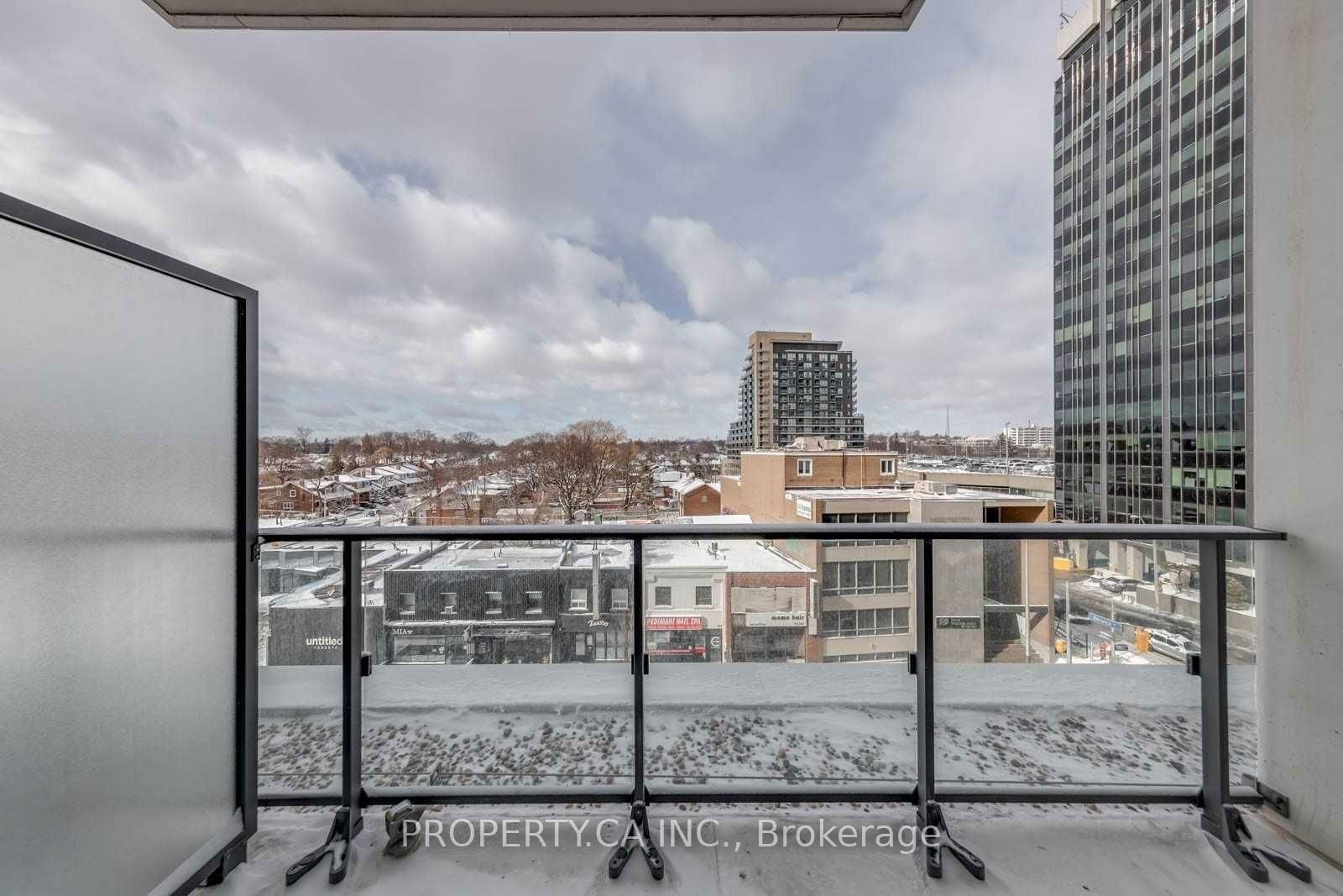 8 Hillsdale Ave E, unit 623 for sale