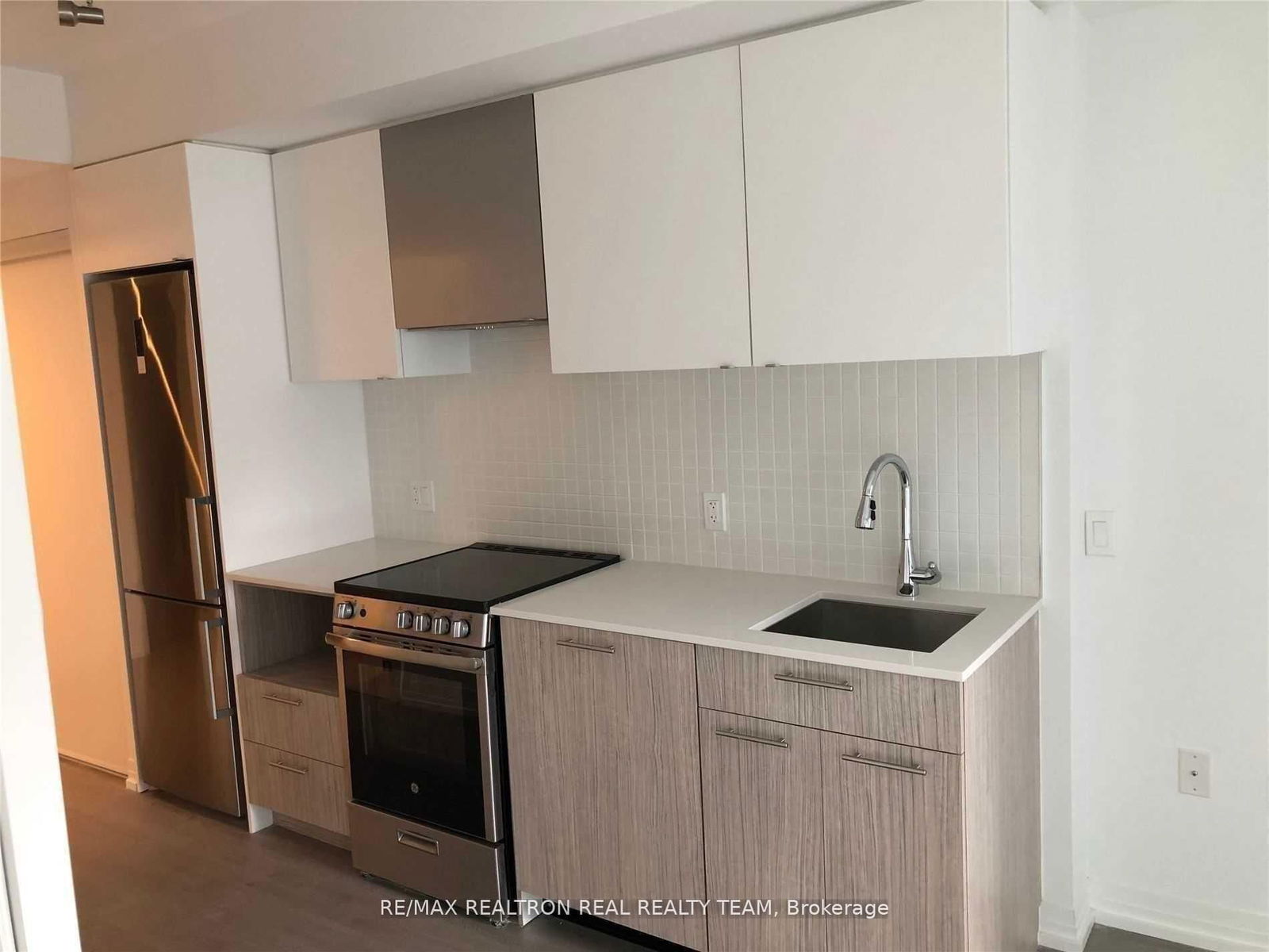 251 Jarvis St E, unit 705 for rent