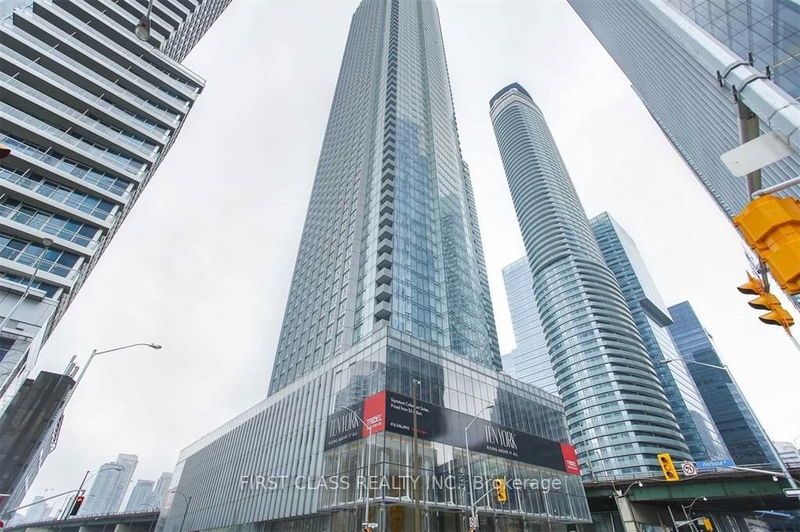 10 York St, unit 3210 for rent