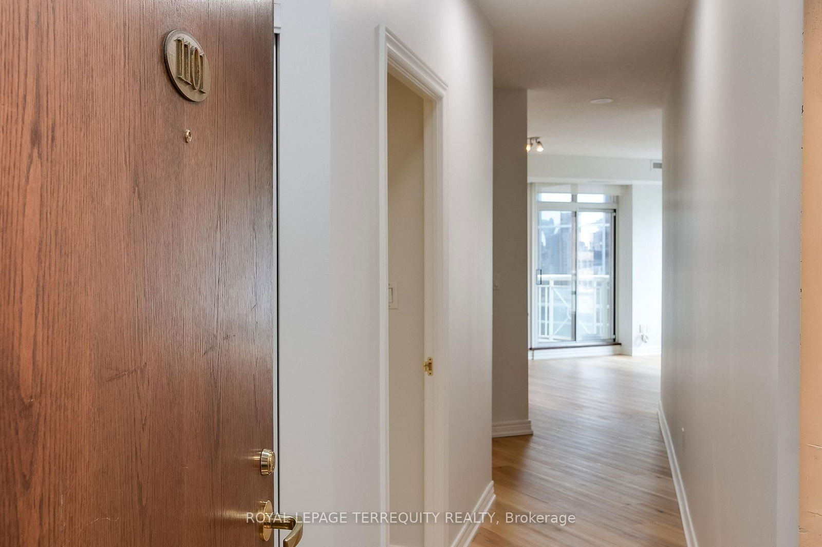 100 Hayden St N, unit 1101 for sale