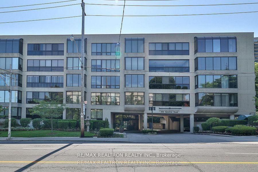 342 Spadina Rd, unit 103 for sale