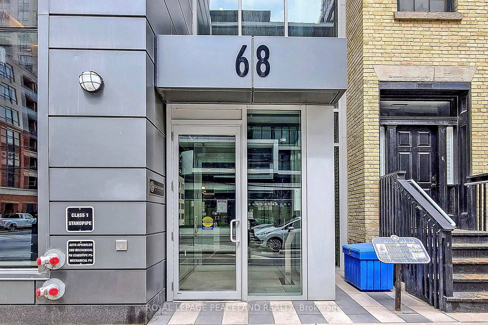 68 Shuter St, unit 1810 for rent