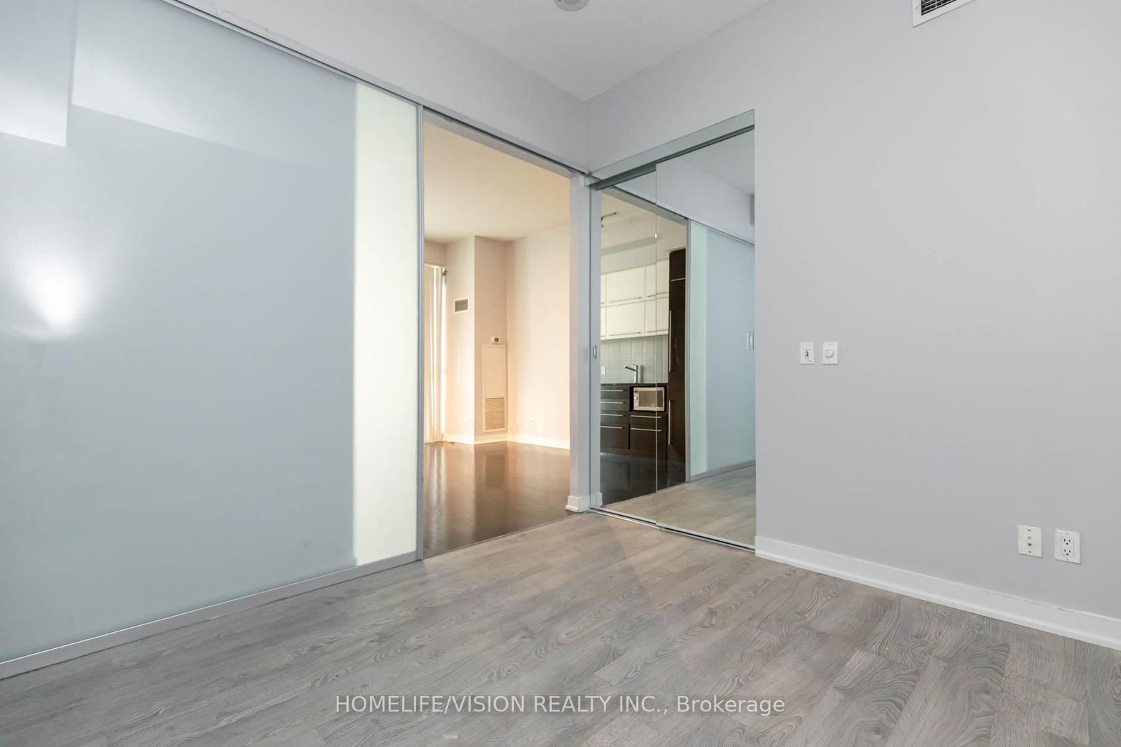 770 Bay St, unit 311 for rent