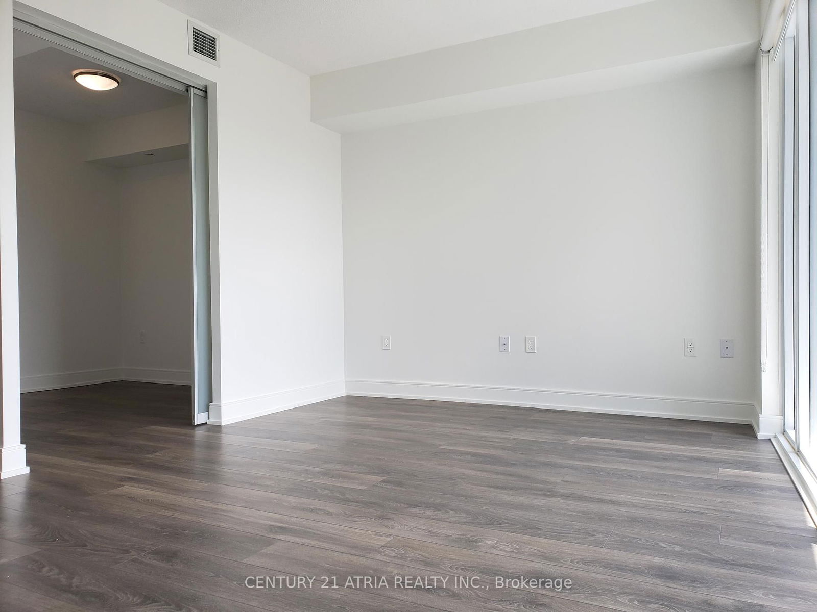 89 Mcgill St, unit 1107 for rent