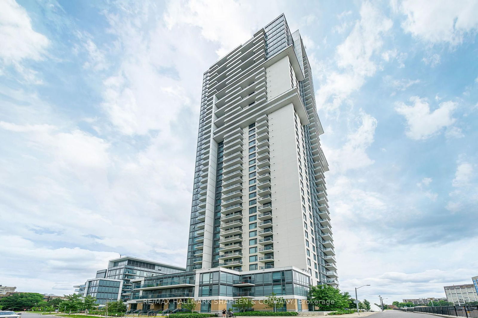 55 Ann O'reilly Rd, unit 3903 for rent