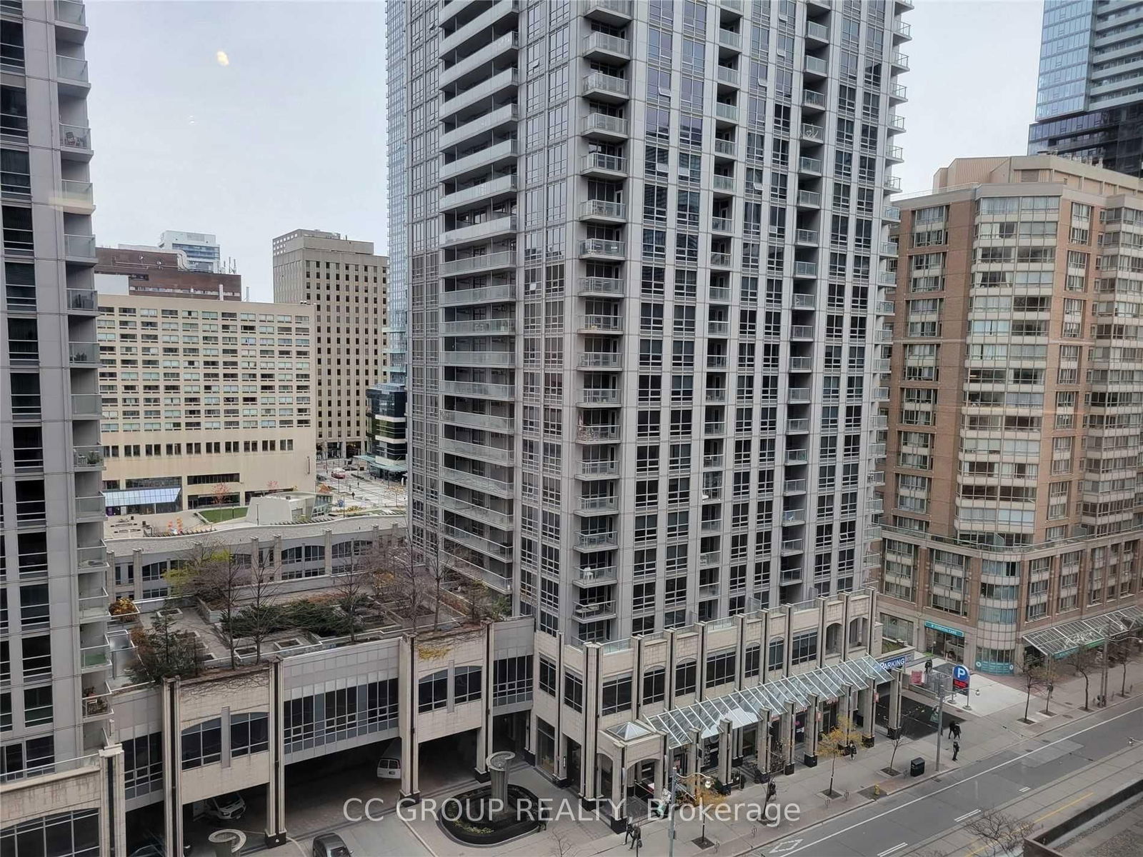 750 Bay St, unit 1510 for rent