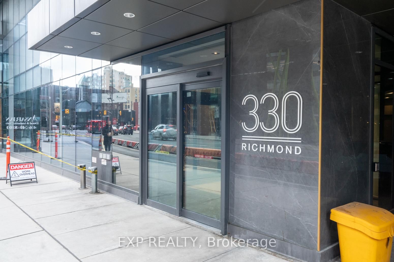 330 Richmond St W, unit 2103 for rent