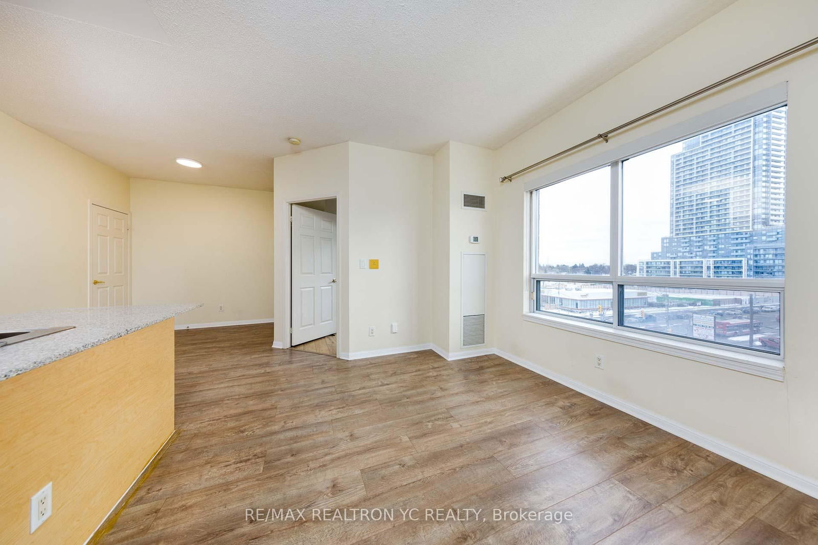 5940 Yonge St, unit PH16 for sale