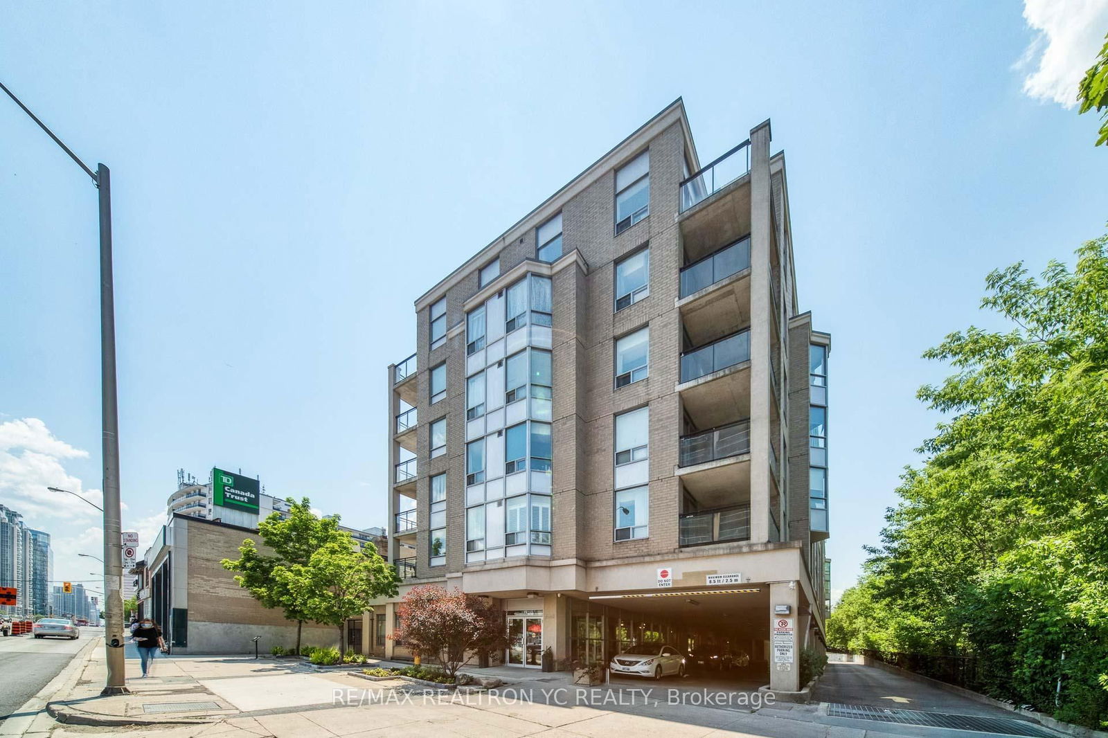 5940 Yonge St, unit PH16 for sale