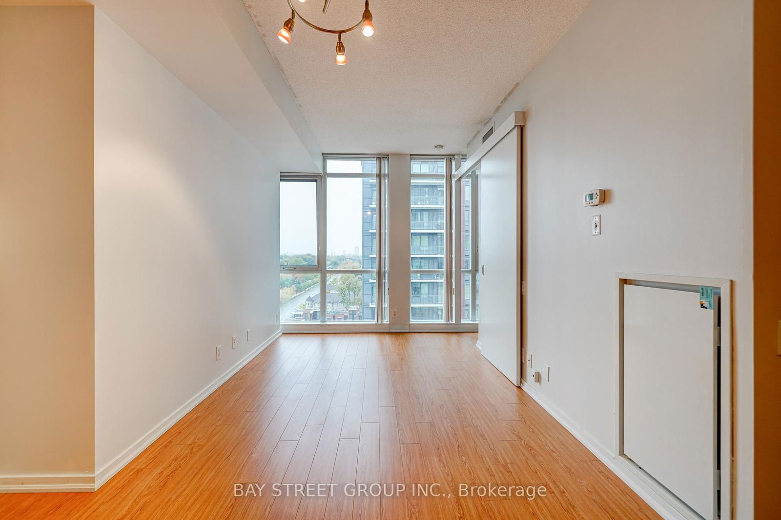 30 Canterbury Pl, unit 1203 for rent