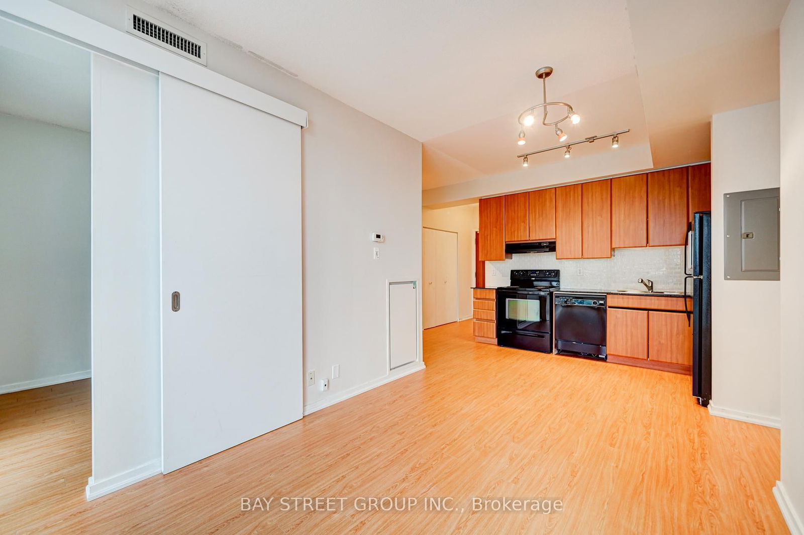 30 Canterbury Pl, unit 1203 for rent