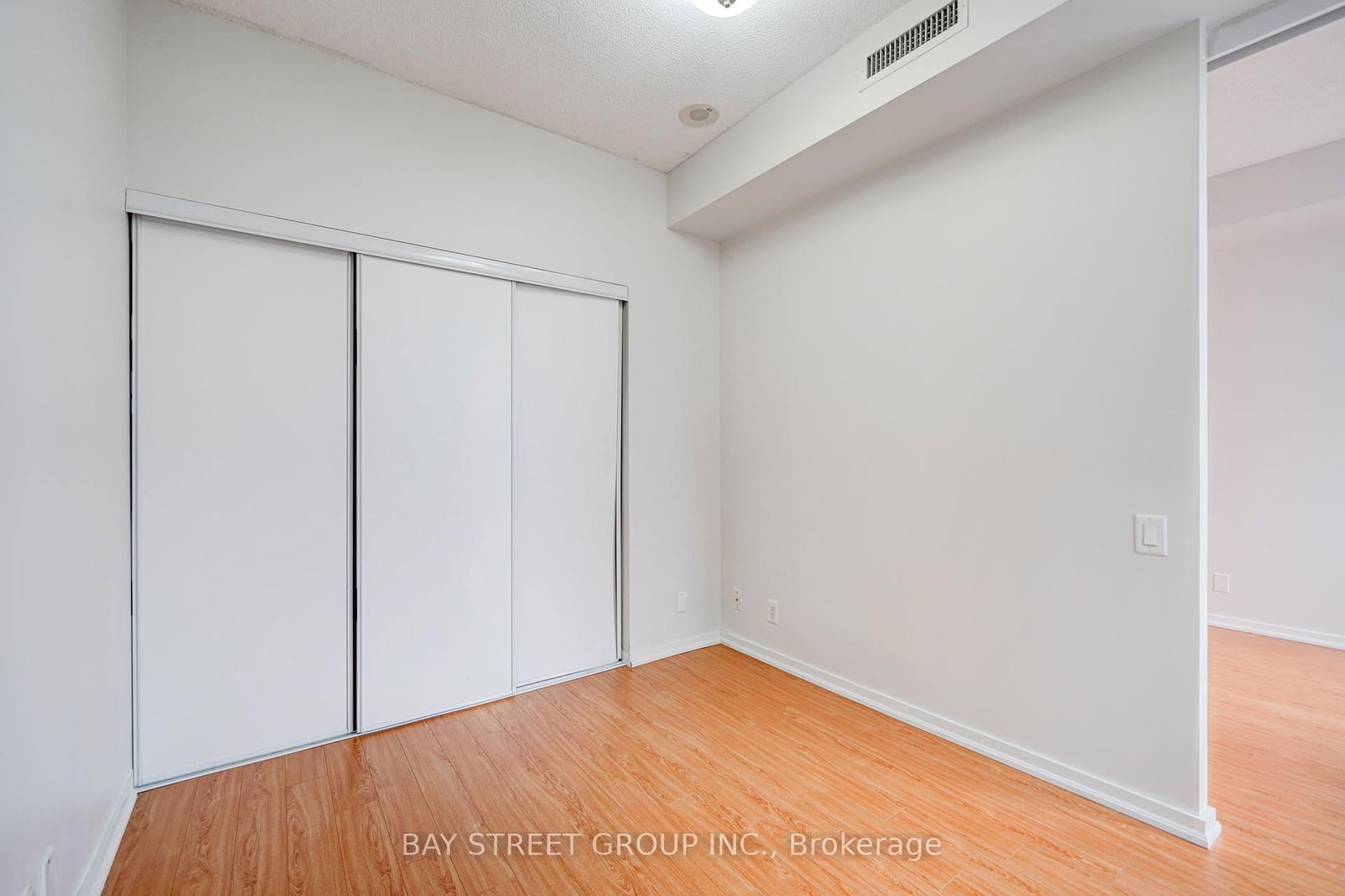 30 Canterbury Pl, unit 1203 for rent