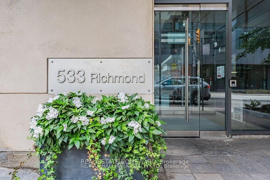 533 Richmond St W, unit 306 for rent