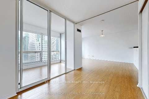 10 Queens Quay W, unit 1808 for rent