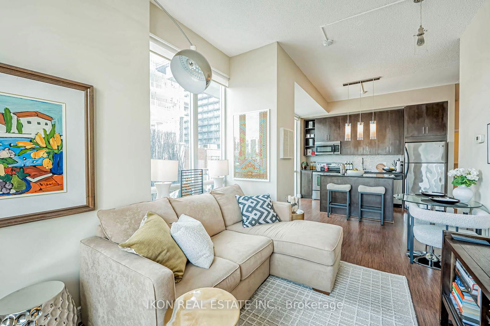 116 George St, unit 406 for sale