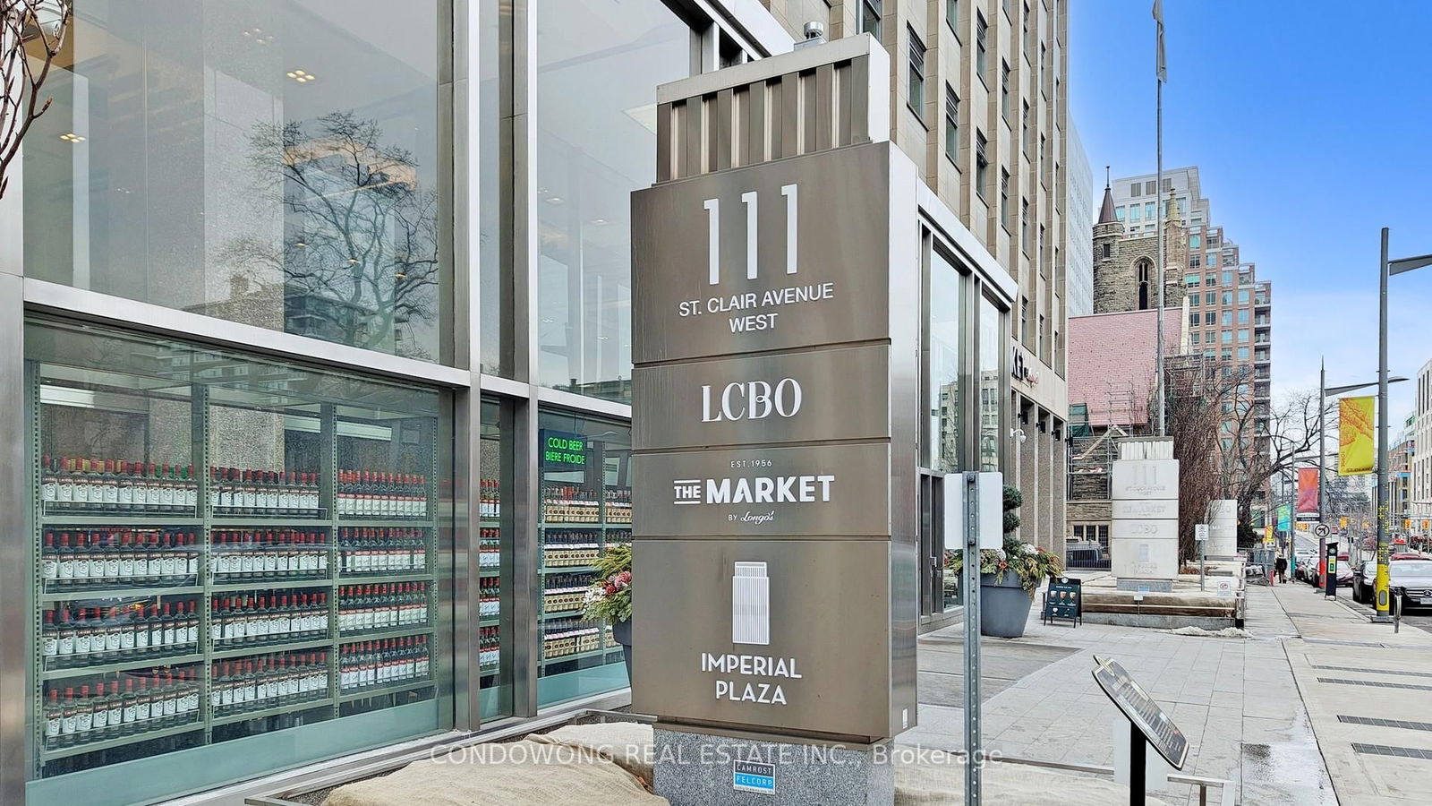 111 St Clair Ave W, unit 920 for sale