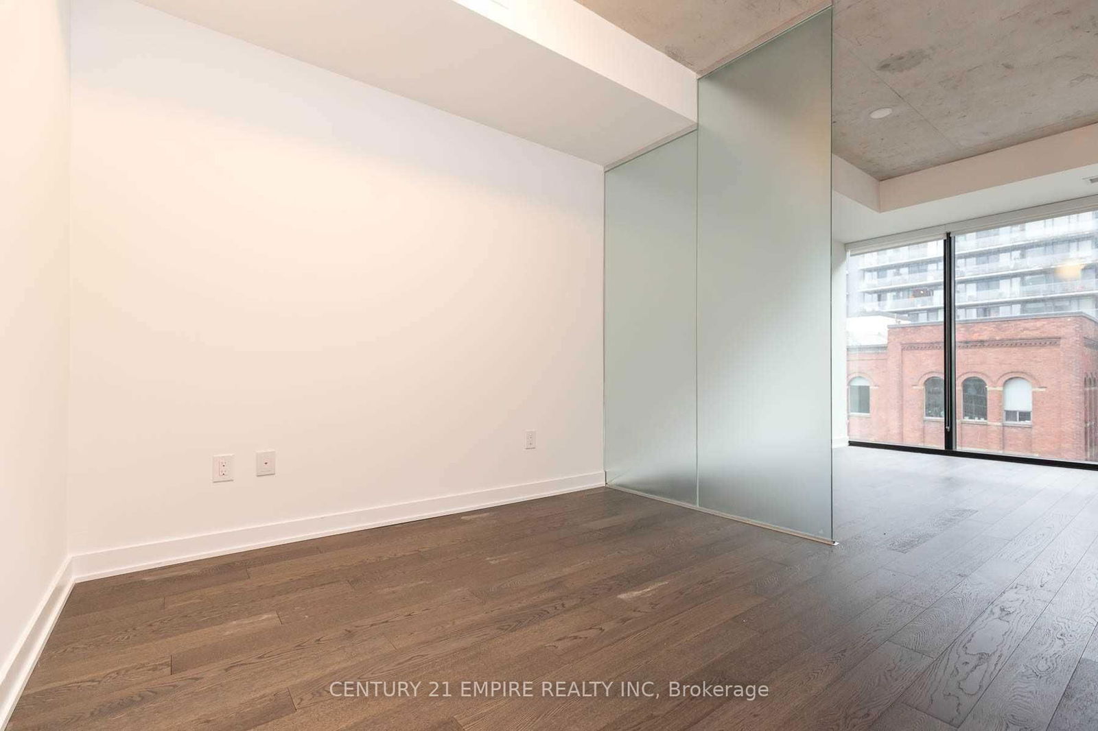 629 King St W, unit 1323 for rent