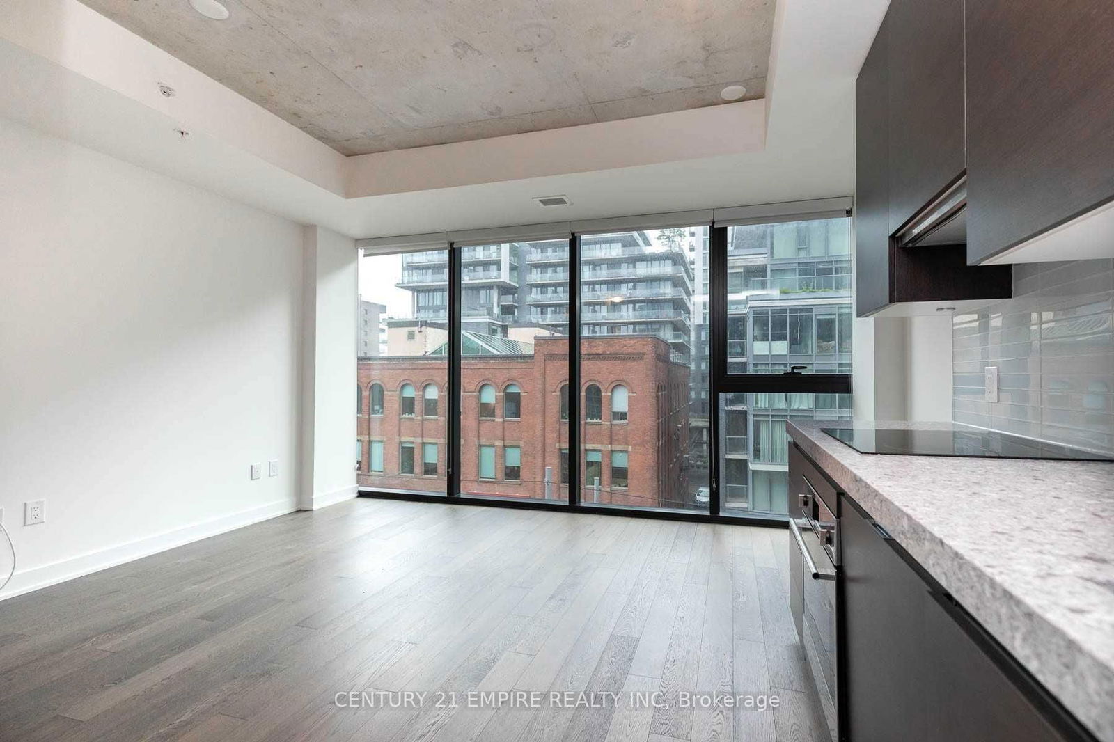 629 King St W, unit 1323 for rent