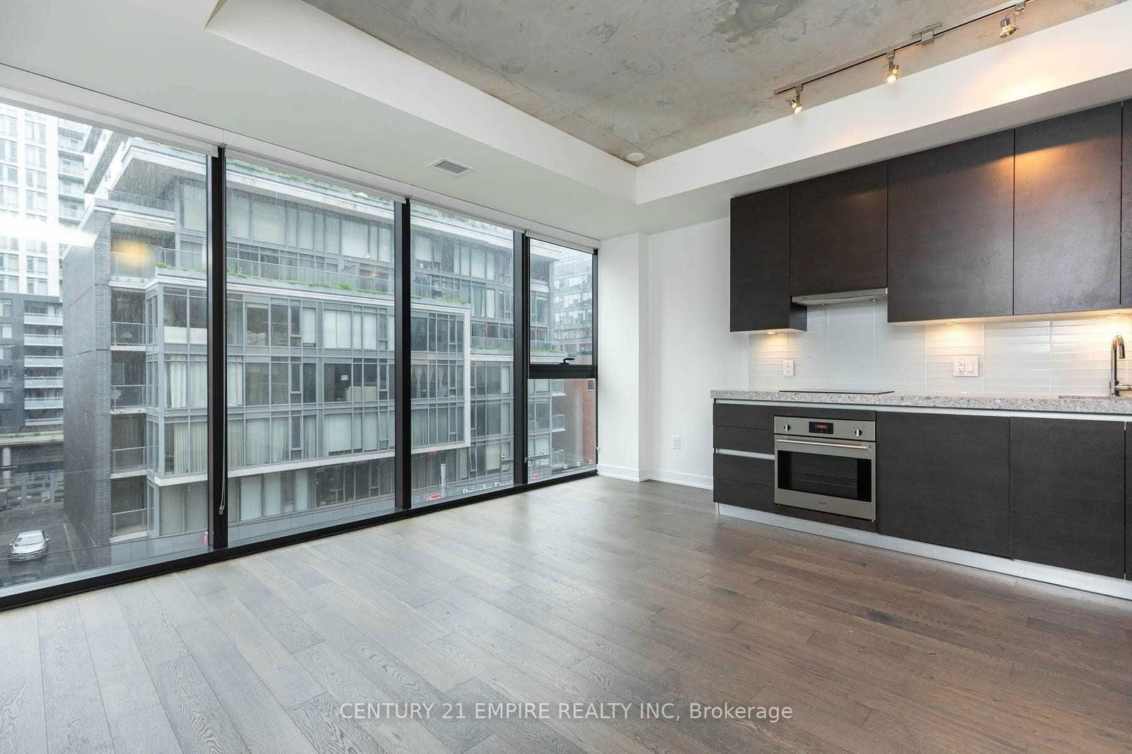 629 King St W, unit 1323 for rent