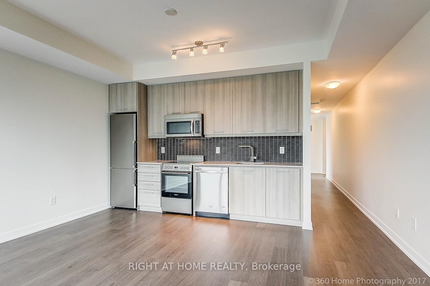 105 George St, unit 1713 for rent