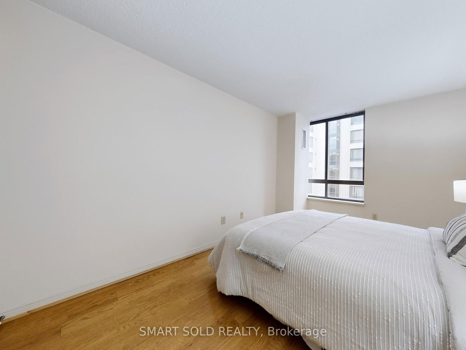 195 St Patrick St, unit 905 for sale