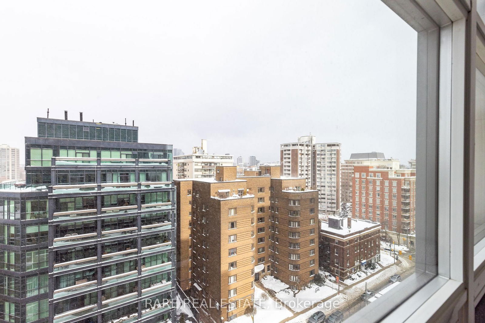 Imperial Plaza, Midtown, Toronto