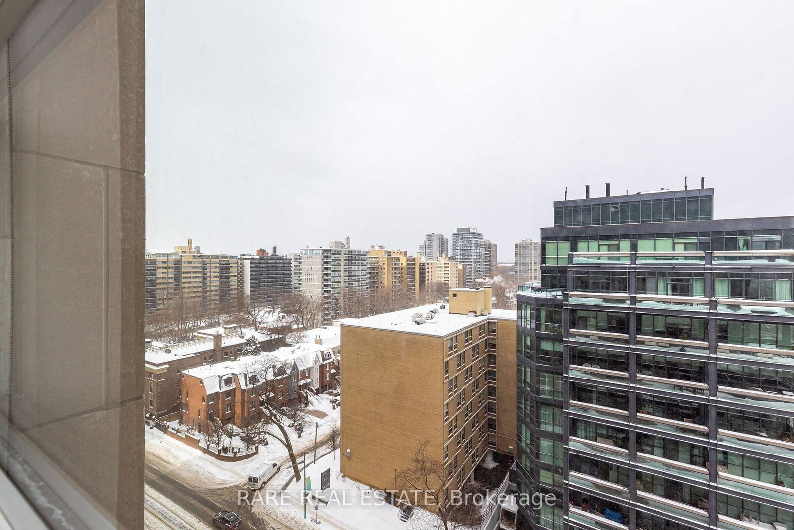 Imperial Plaza, Midtown, Toronto