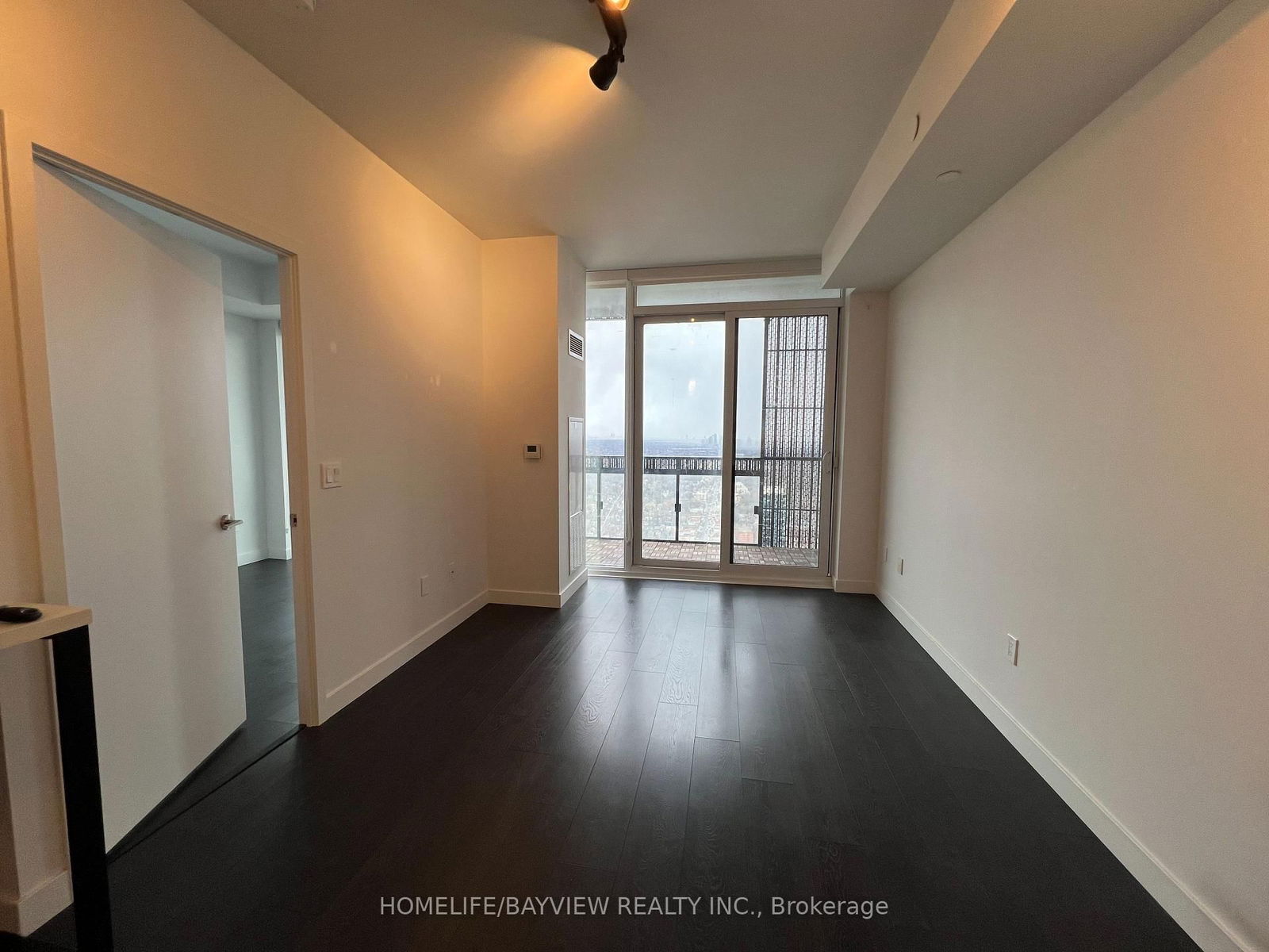 8 EGLINTON Ave E, unit 4806 for rent