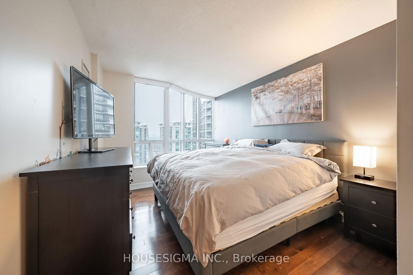 33 Sheppard Ave, unit 2302 for rent