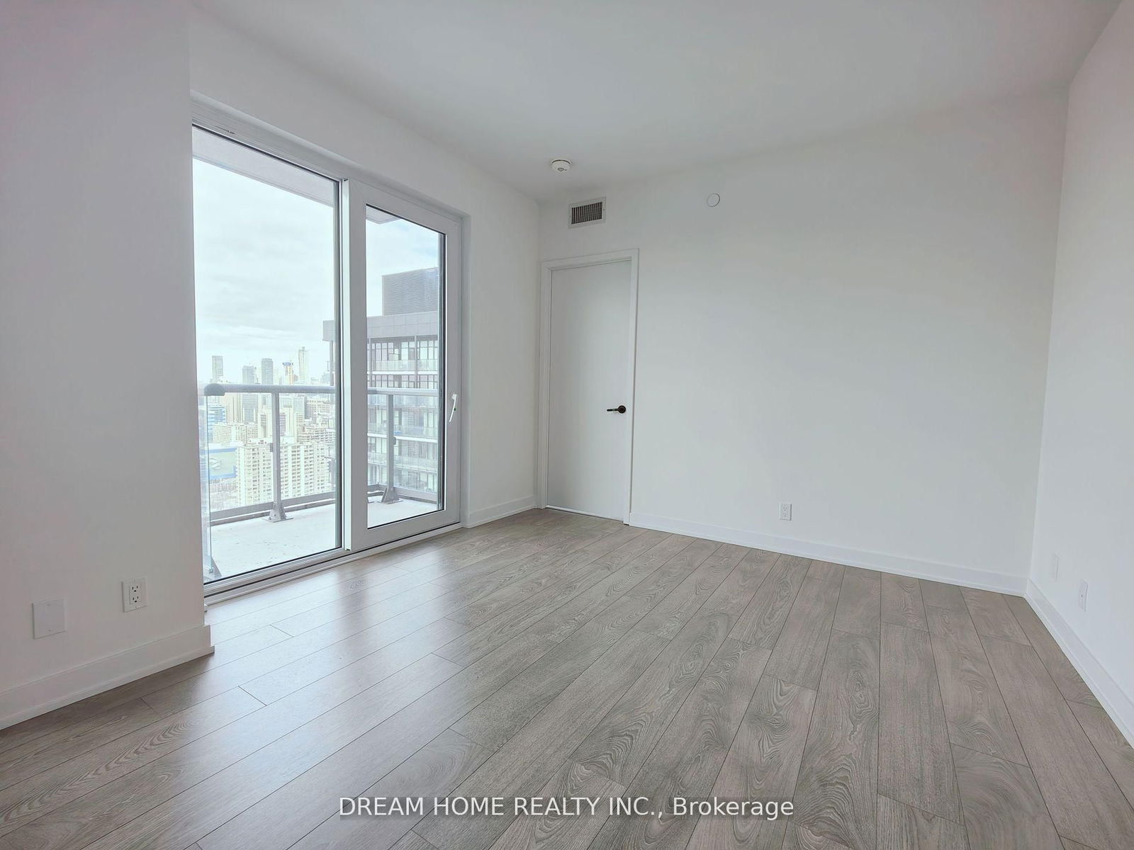 108 Peter St, unit 3602 for rent