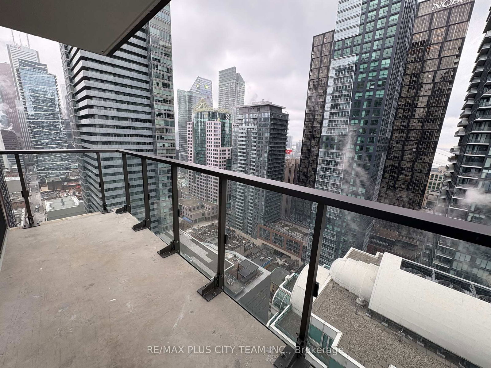 8 Widmer St, unit 3009 for rent