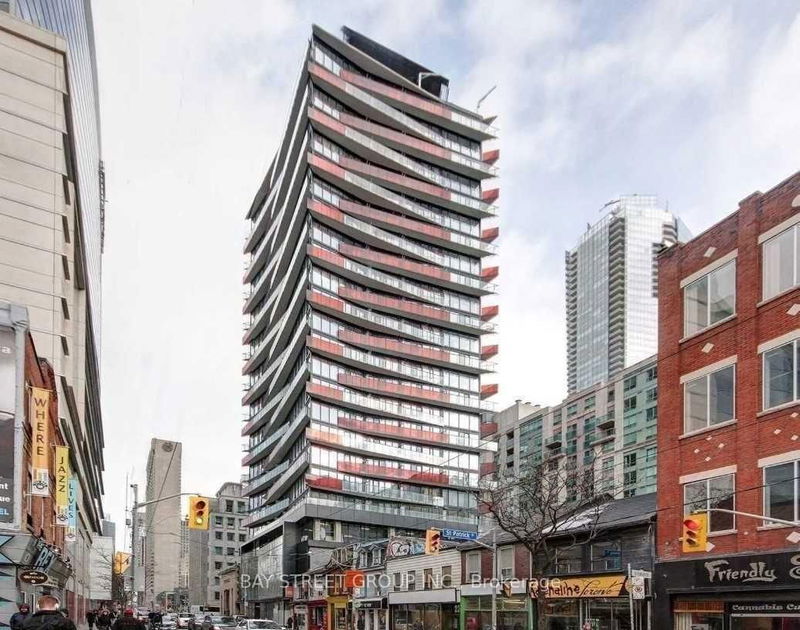 215 Queen St W, unit 1015 for rent