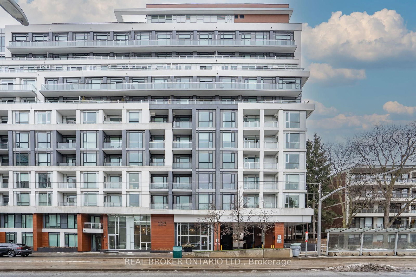 223 St. Clair Ave W, unit 201 for sale