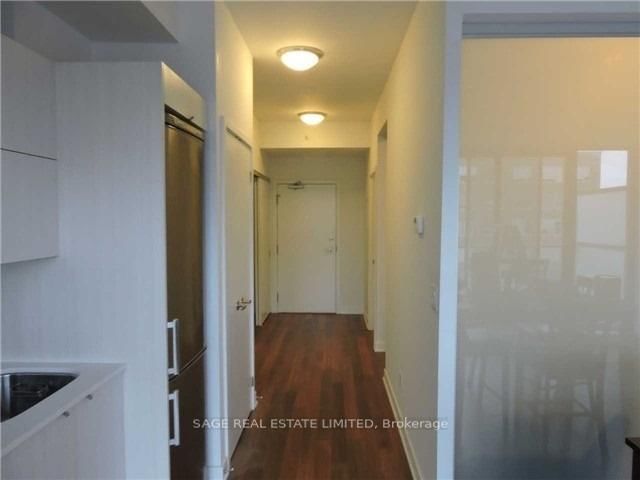 32 Camden St, unit 607 for rent