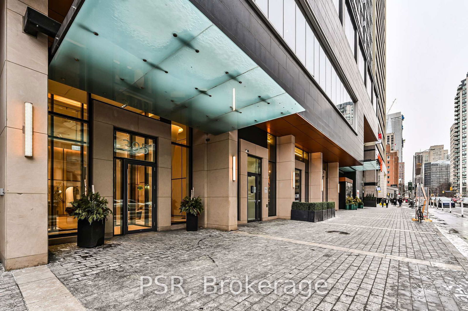 395 Bloor St E, unit 4409 for sale