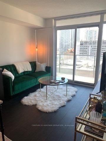 50 Wellesley St E, unit 1709 for rent