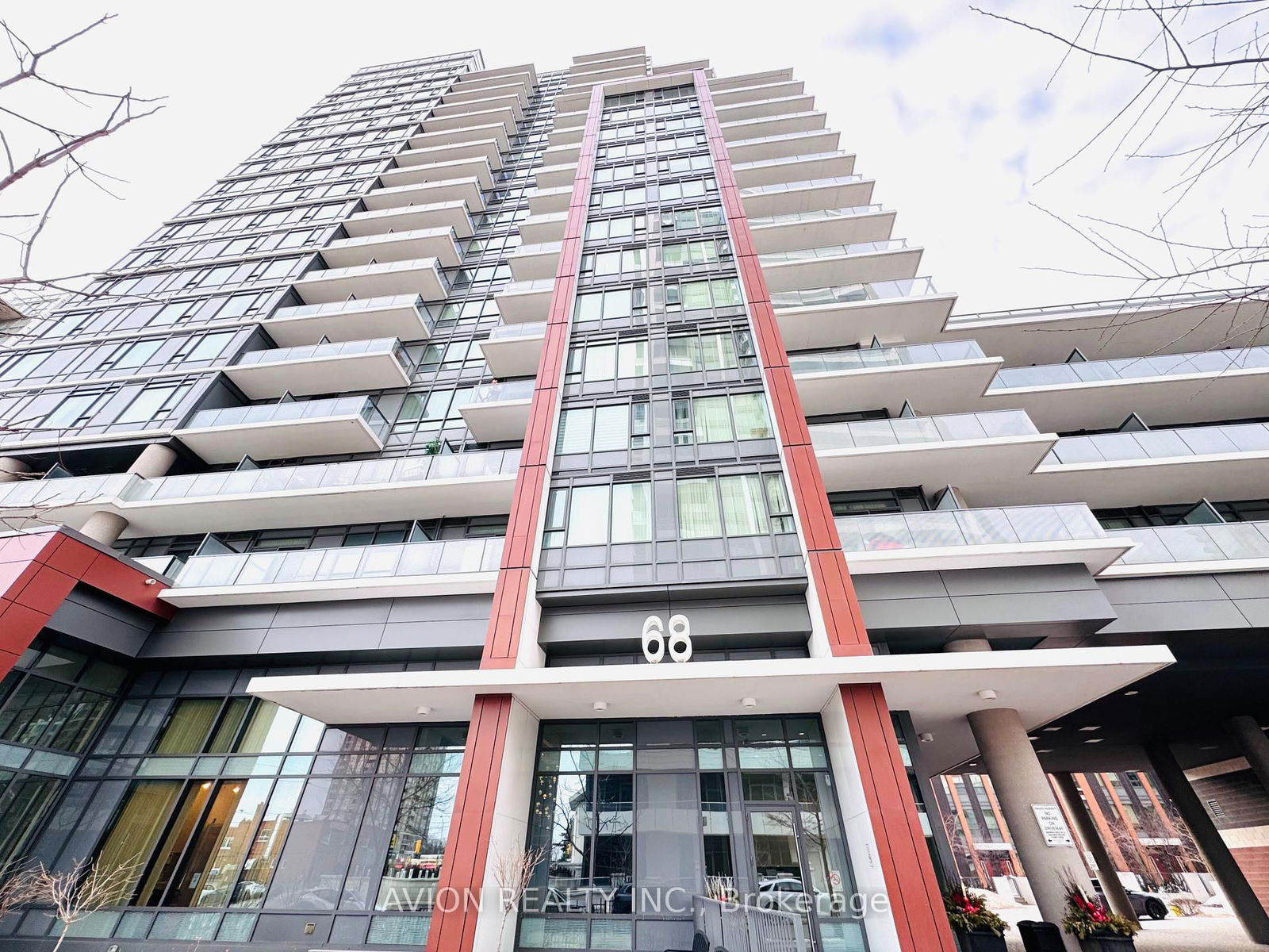 68 Canterbury Pl, unit Masterbedroom 702 for rent