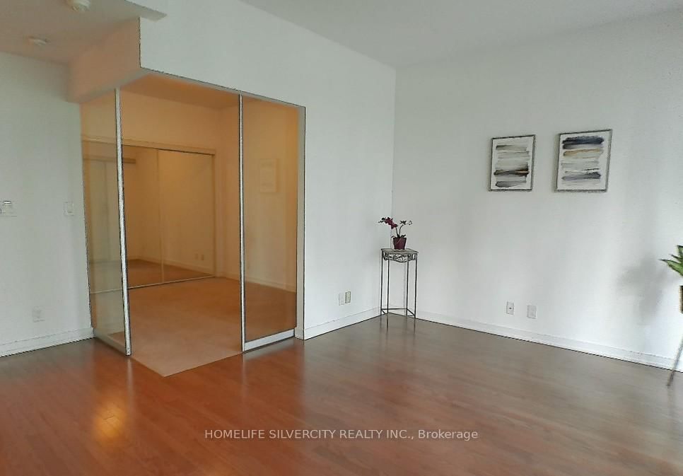 12 York St, unit 601 for rent