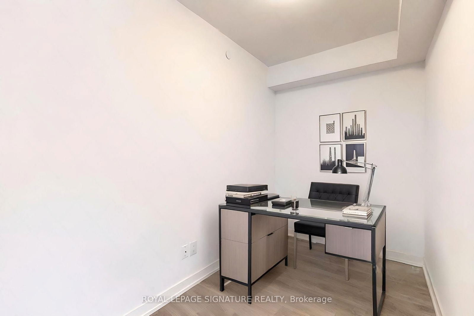 159 Wellesley St E, unit 1011 for rent