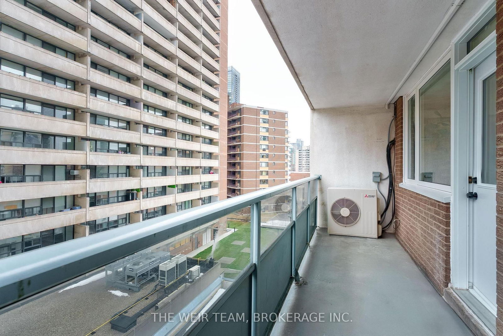 30 Gloucester St, unit 609 for sale