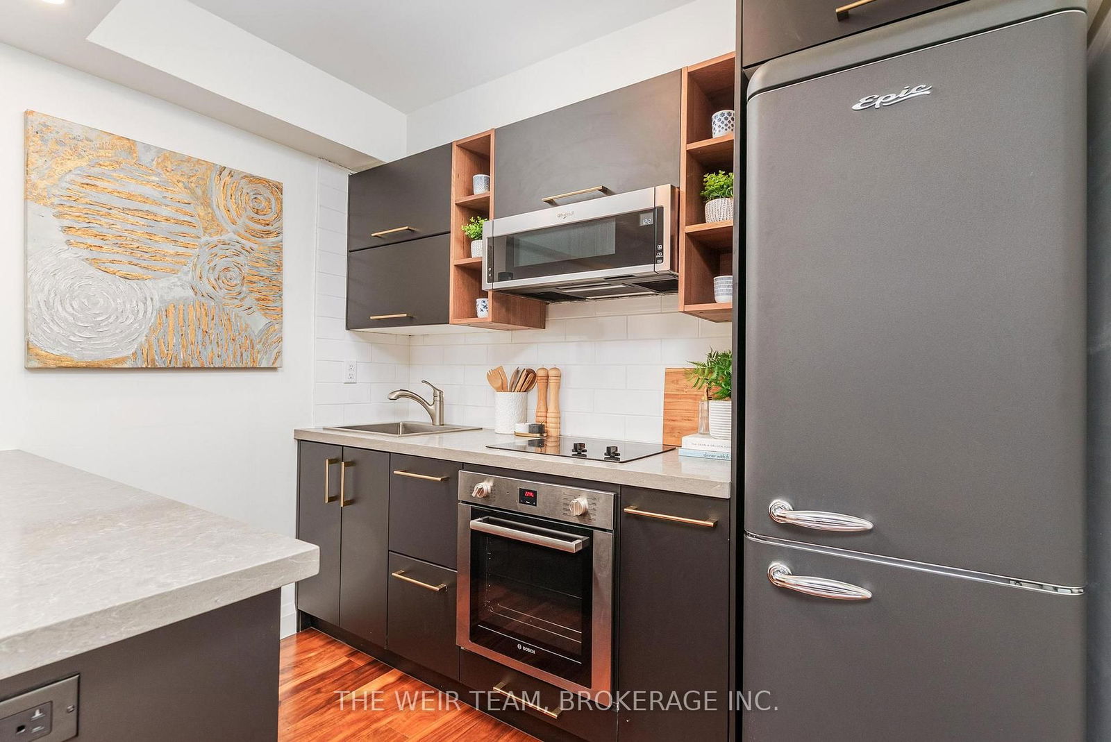 30 Gloucester St, unit 609 for sale