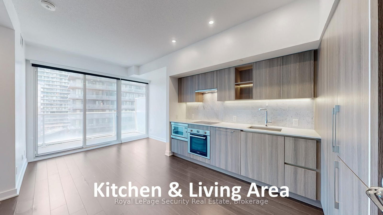 19 Bathurst St, unit 1216 for sale