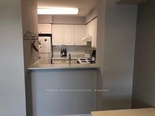 8 Pemberton Ave, unit Lph1 for rent