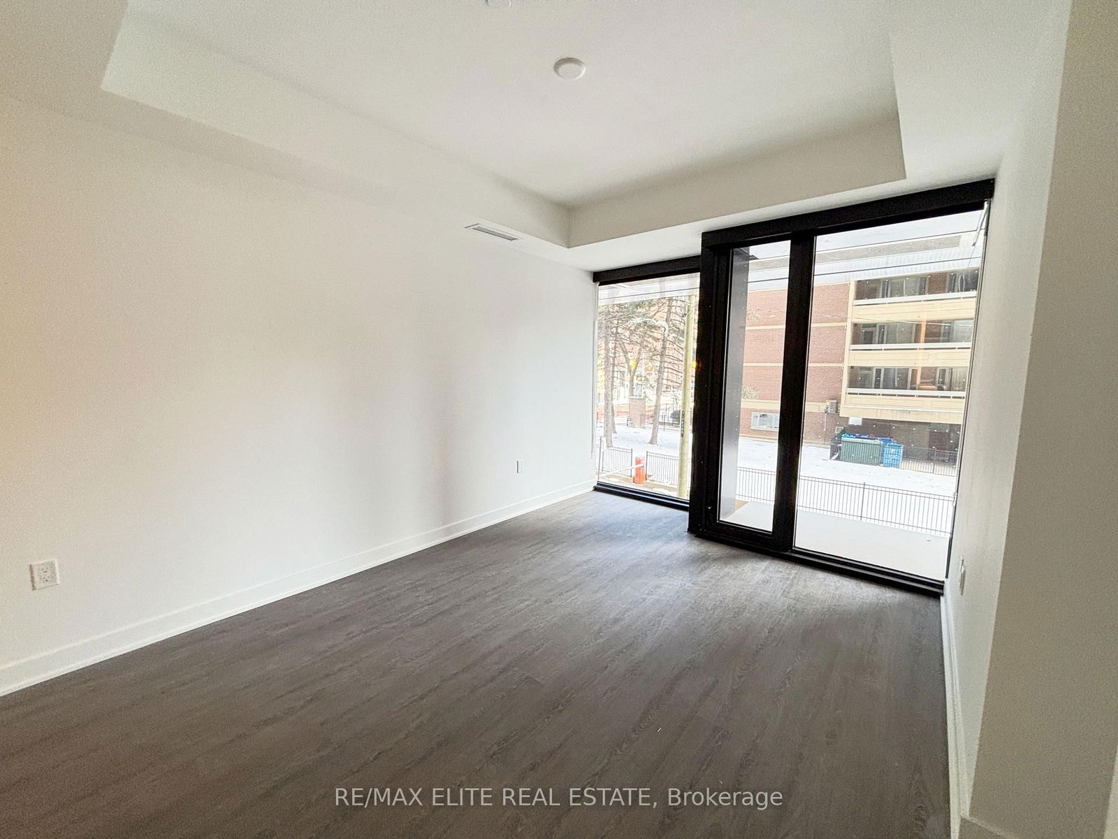 55 Charles St E, unit TH10 for rent