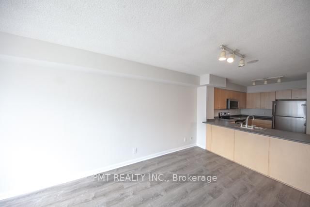 11 St Joseph St, unit 1408 for rent