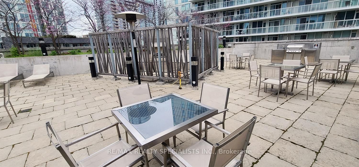 75 Queens Wharf Rd, unit 707 for rent