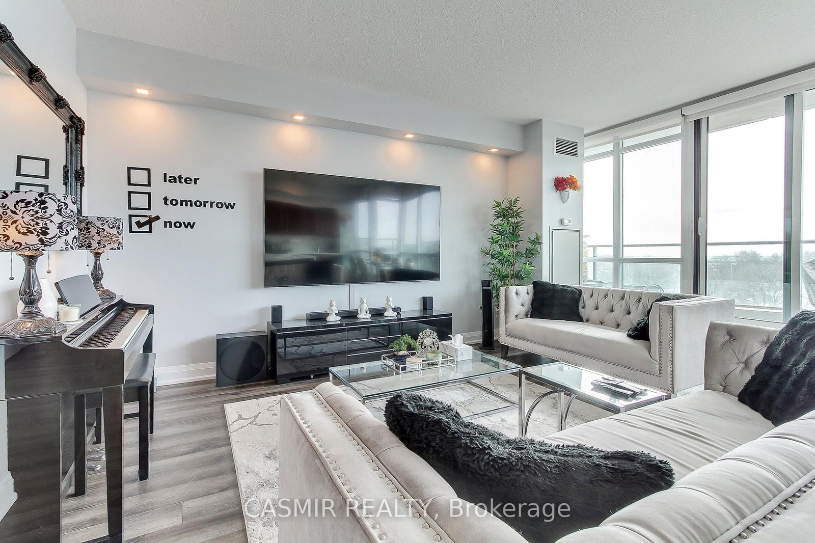 215 FORT YORK Blvd N, unit 707 for sale